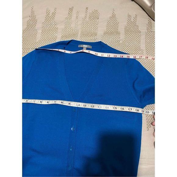 Uniqlo Women's Blue Crew Neck Sweater - Picture 8 of 10